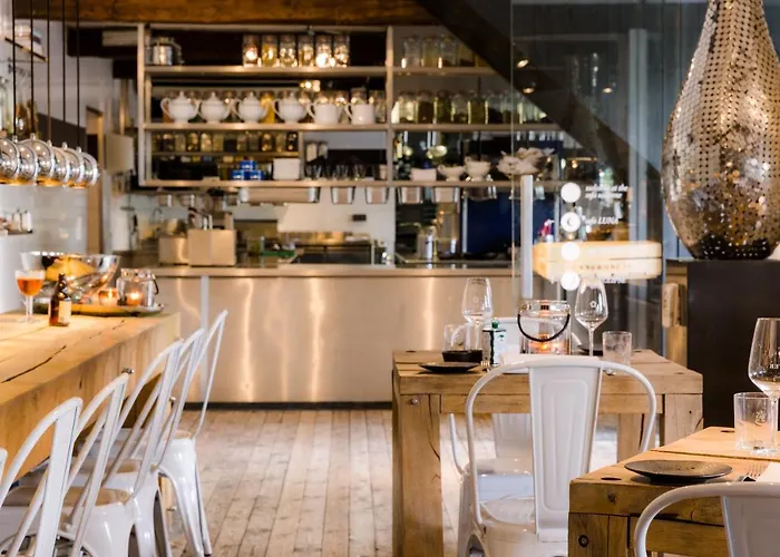 Tiny Floating House, Mallorca بيت للعطل ماسترخت